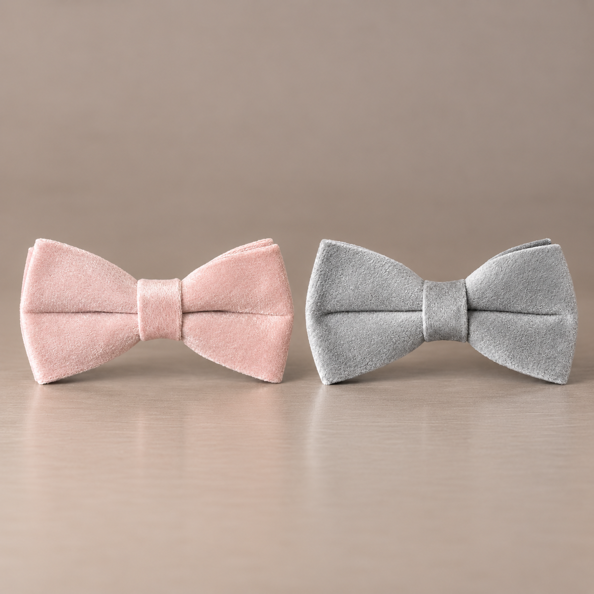 Detachable Velvet Dog Collar Bow
A